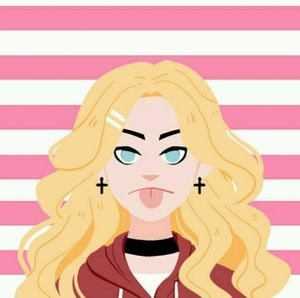 Meet your Posher, Caitlin